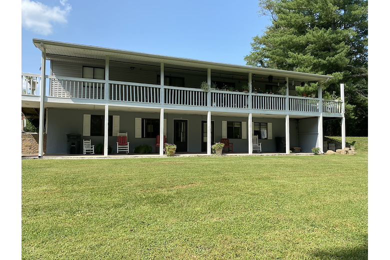 Image of 1019 Belle's Place of Bedford (2)
