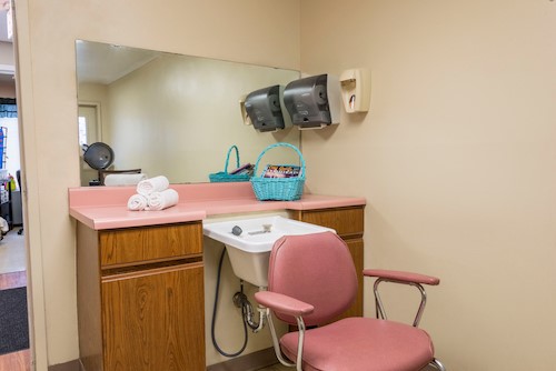 Image of London Health & Rehab Center (4)