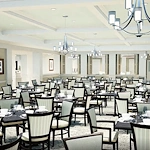 Senior housing with luxury amenities 