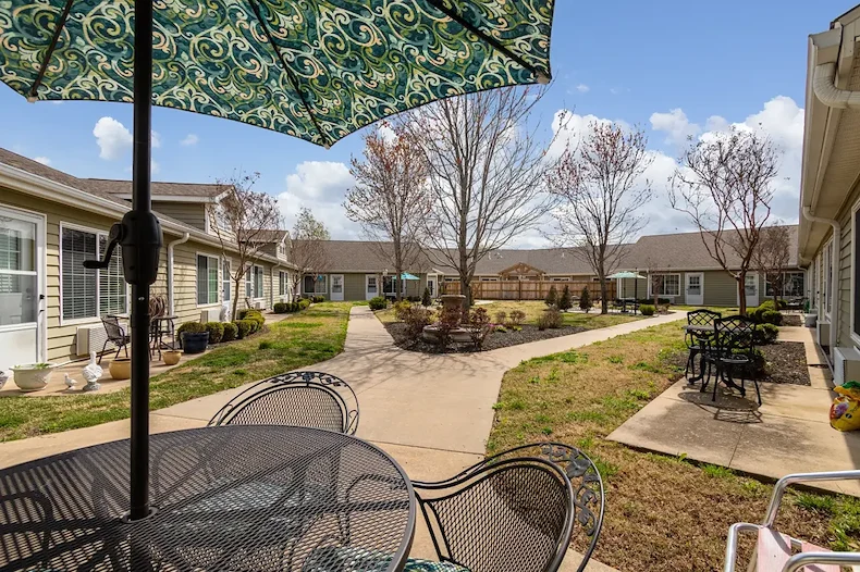 Image of Brookfield Senior Living - Bella Vista (7)