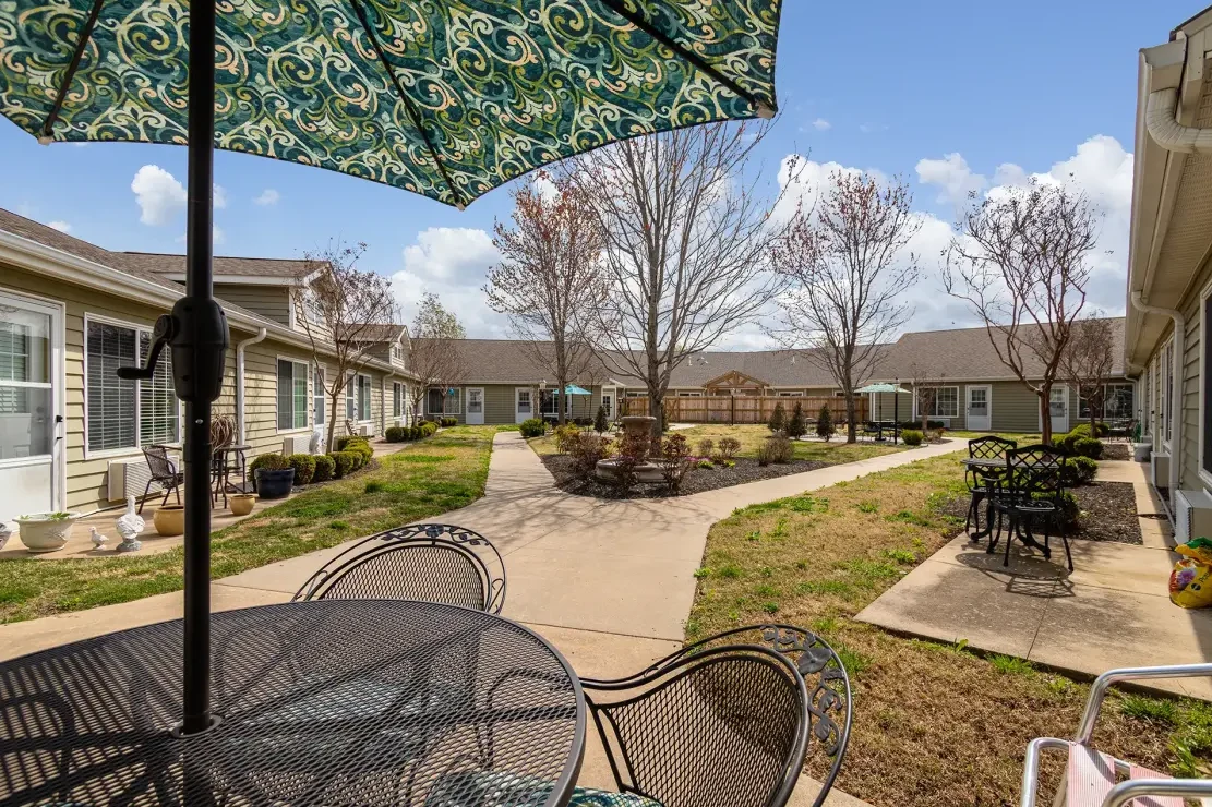 Image of Brookfield Senior Living - Bella Vista (7)