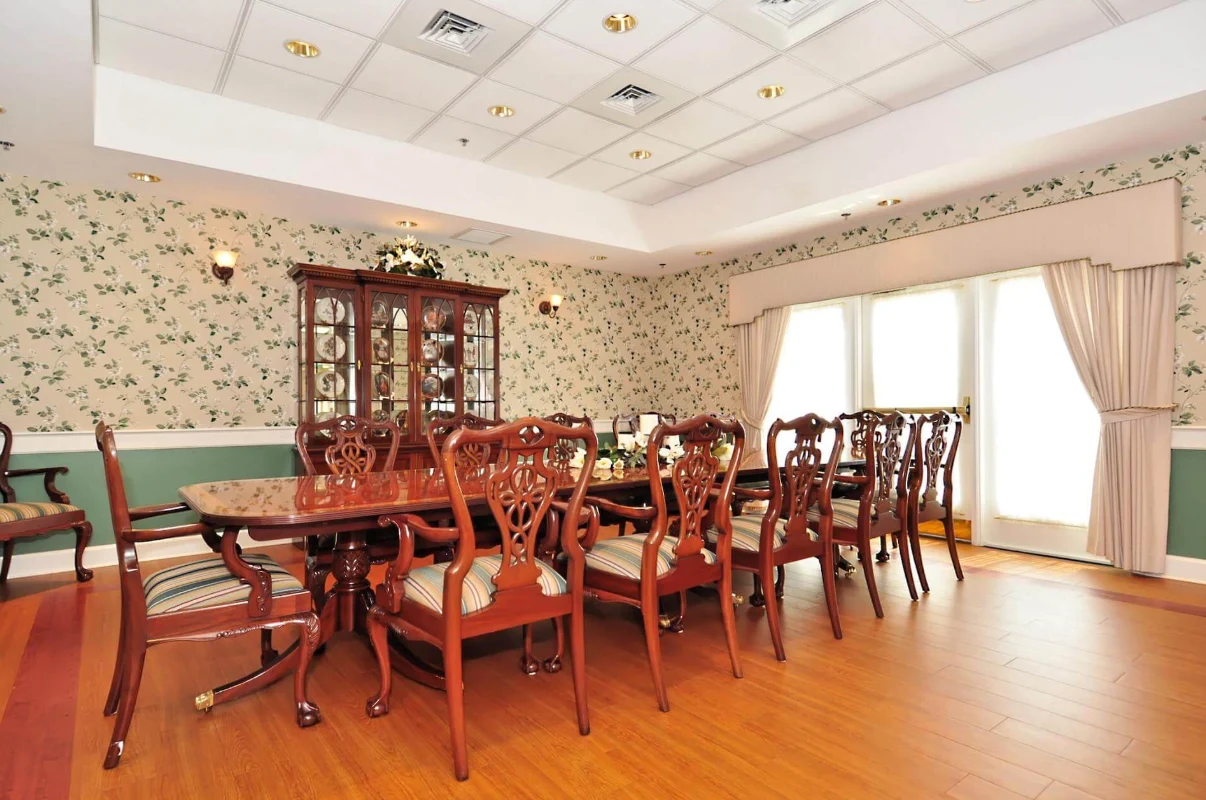 Image of Taylor Glen Senior Living (3)