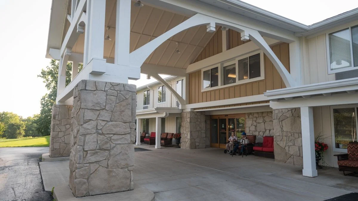 Image of Kingston Residence of Fort Wayne (1)