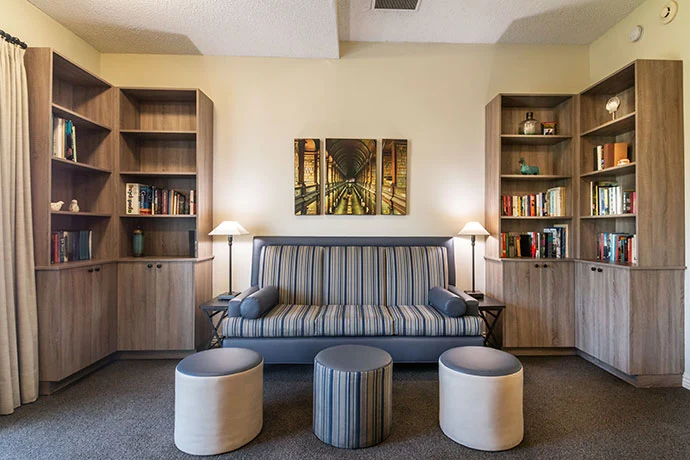 Image of Silverado Beverly Place Memory Care Community (5)