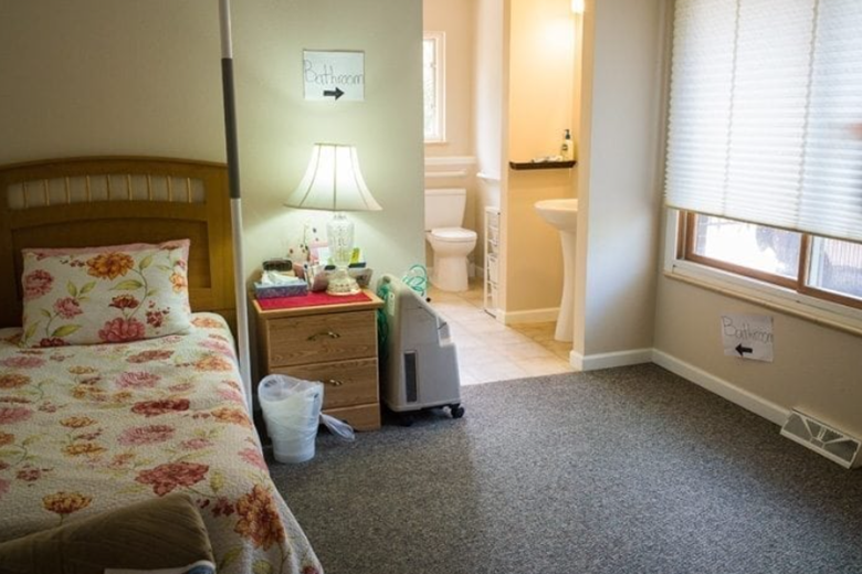 Image of Serenity House Assisted Living at Portland Drive (7)