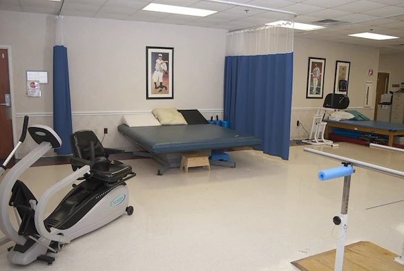 Image of Nhc Healthcare, Hendersonville (2)