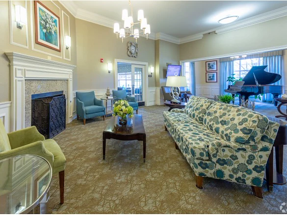 Image of Brookhaven Manor (8)