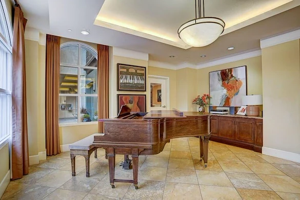 Image of Peninsula Del Rey (3)