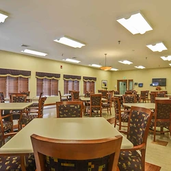 Image of River Oaks Healthcare Center (2)