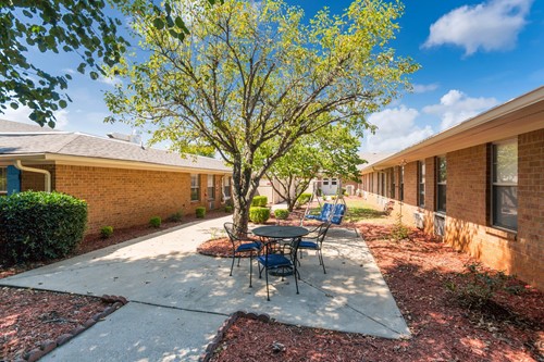 Image of Charter Senior Living of Bowling Green (9)