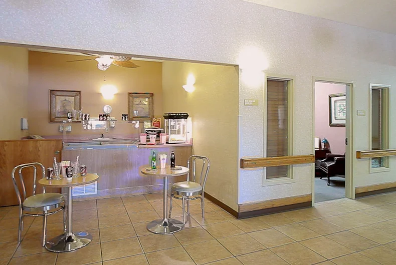 Image of Life Care Center Of Sierra Vista (6)