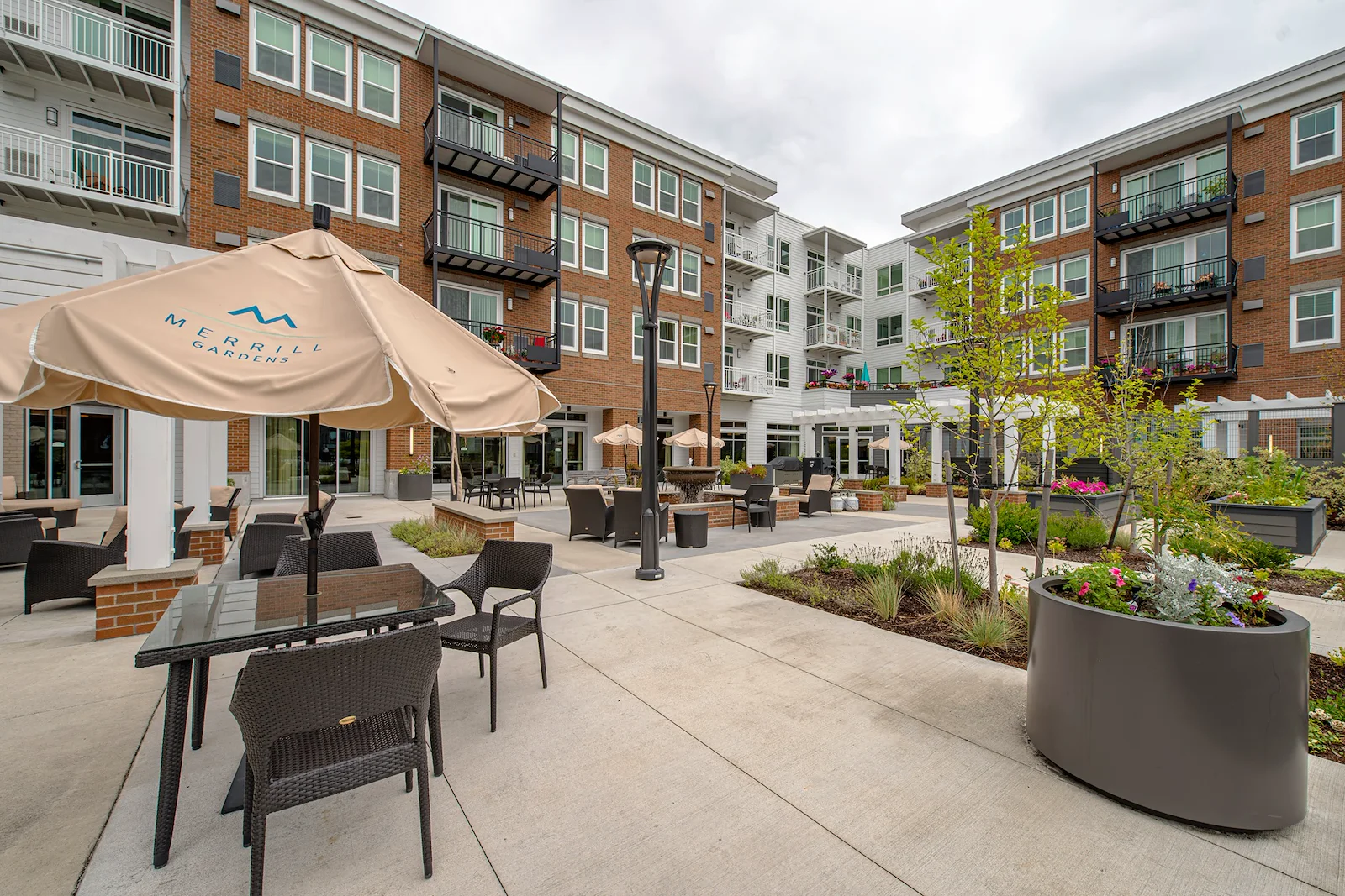 Image of Merrill Gardens at Burien (3)