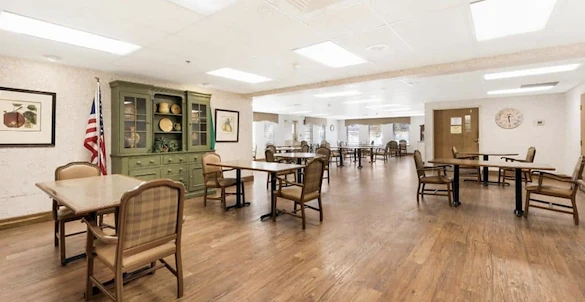 Image of Royal Columbian Retirement Inn (3)