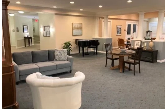 Image of The Courtyard at McHenry (3)