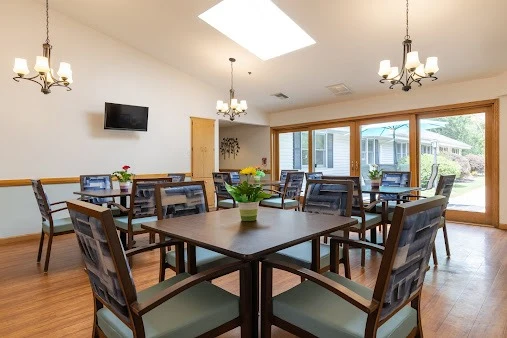 Image of Mitchell Suites - Cudahy (6)