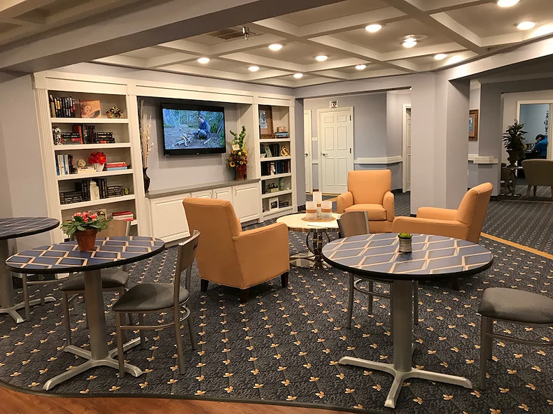 Image of Oakwood Manor Nursing Home (2)