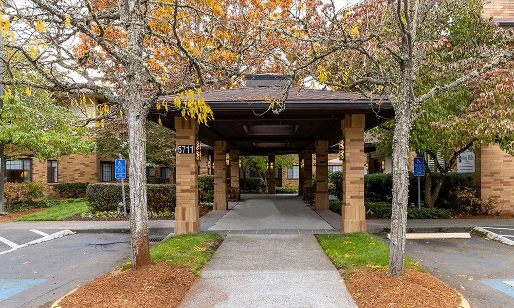 Image of West Hills Village Senior Residence (1)