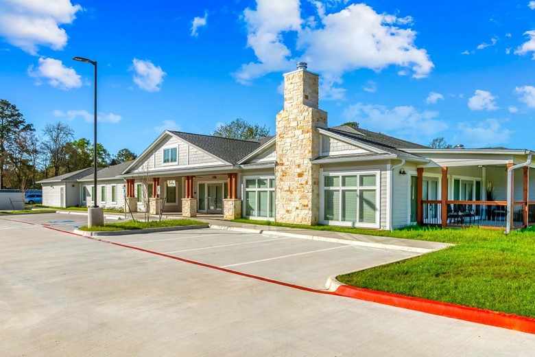 Image of BeeHive Homes of Spring (1)