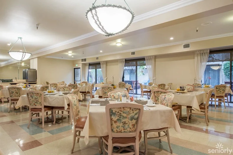 Image of Savant of Santa Monica (3)