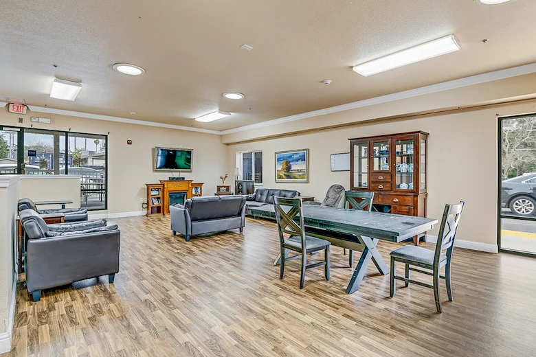 Image of Apple Ridge Assisted Living (6)
