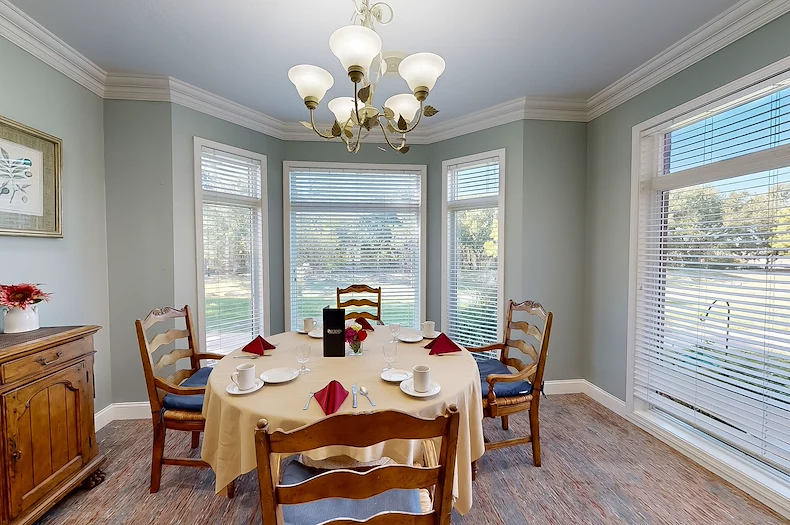 Image of Green Tree (5)