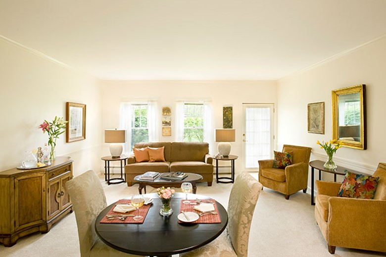 Image of The Village at Duxbury (6)