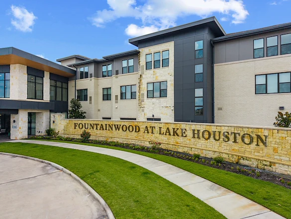 Image of Fountainwood at Lake Houston (1)