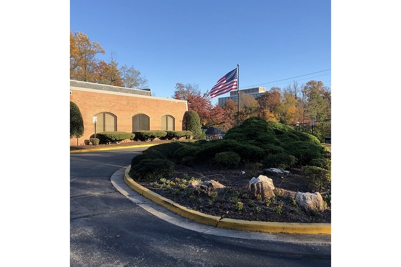 Image of Carriage Hill Bethesda (1)
