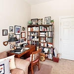 Image of Courtyard at Jamestown (8)