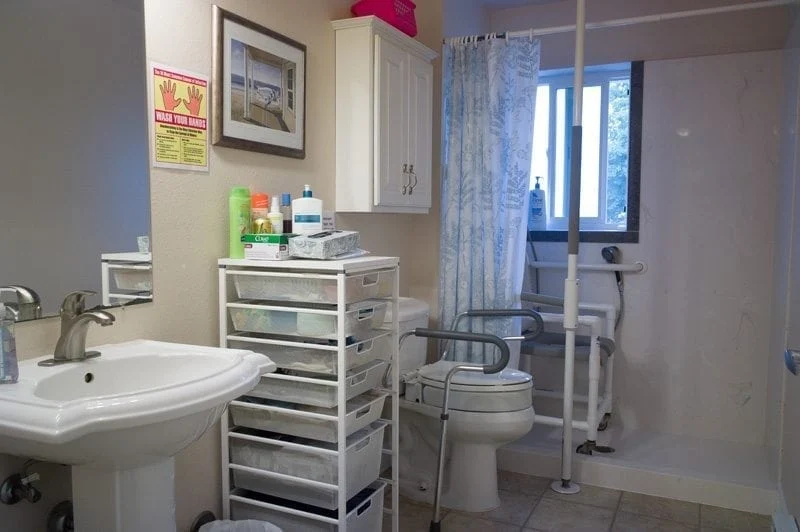 Image of Serenity House Assisted Living at Forest Drive (7)