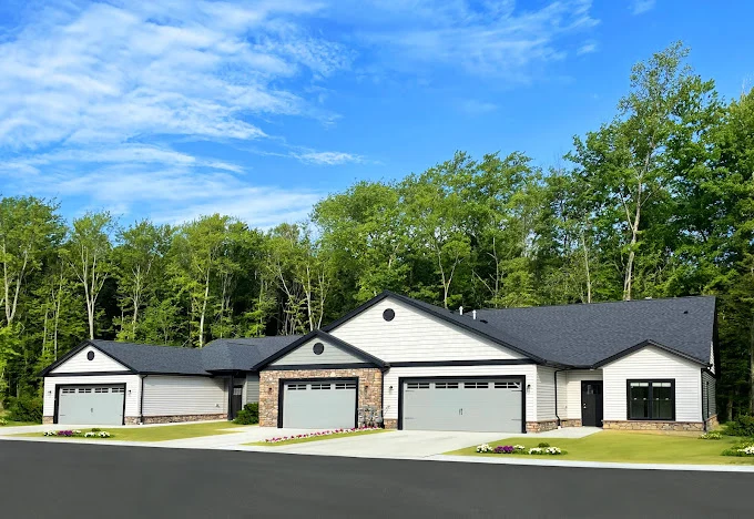 Image of The V Living Experience Mentor (2)