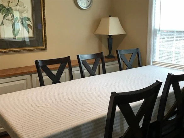 Image of Avalon House 4 on High Street (3)