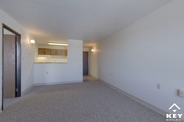 Image of Peachtree Plaza Tower (6)