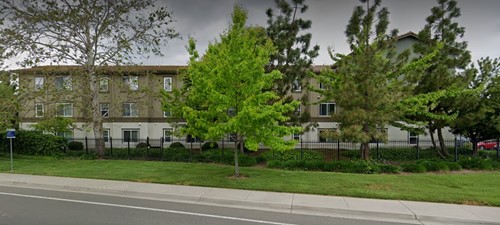 Image of Russell Manor (1)