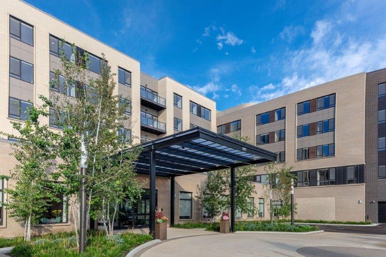 Image of The Sheridan at Oak Brook (1)