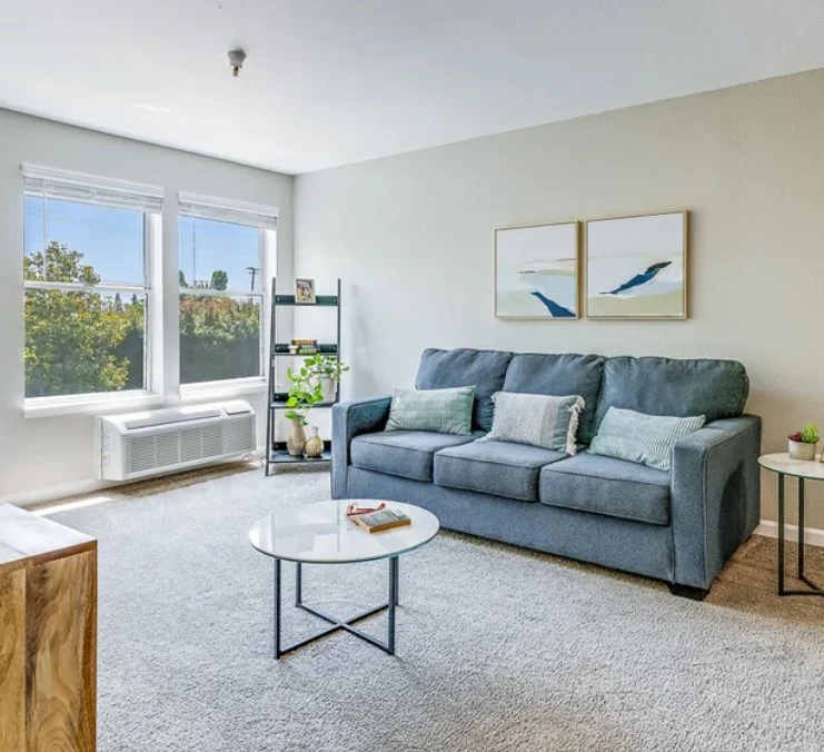 Image of La Mirada Heights (8)