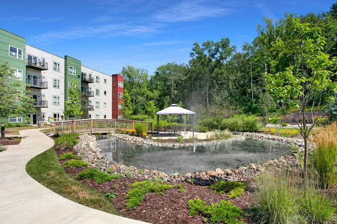 Image of Woodland Hill (2)