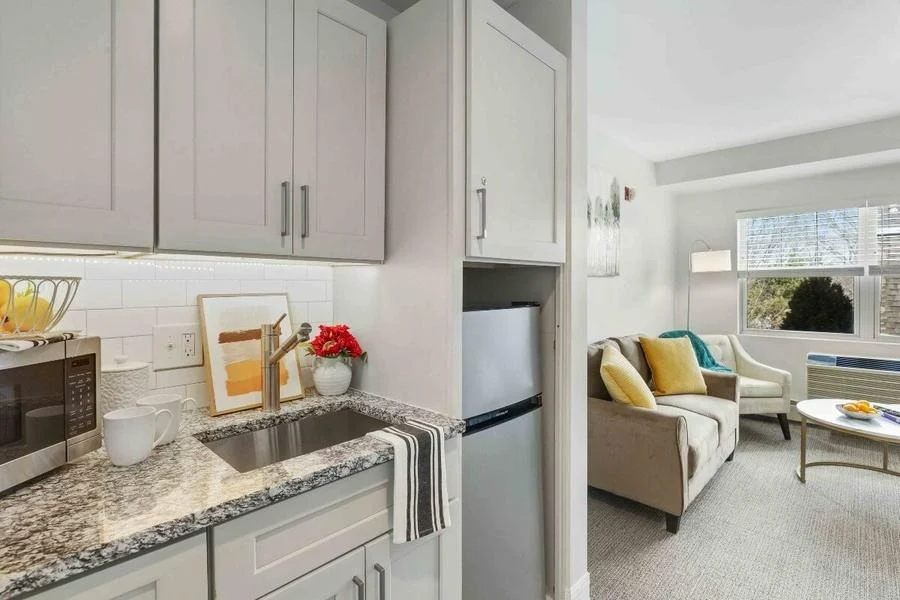 Image of Benchmark Senior Living at Putnam Farm (6)