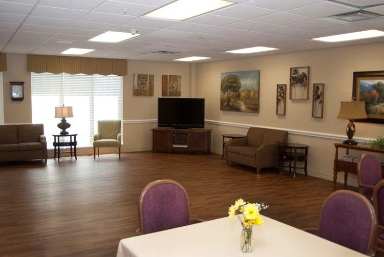 Image of Nhc Healthcare, Lewisburg (3)