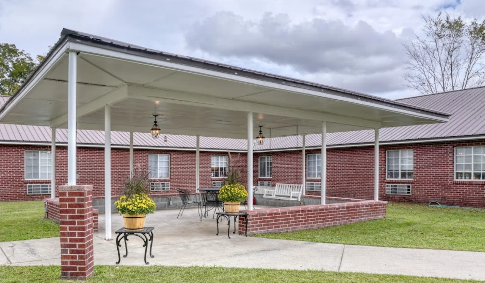 Image of Brook Stone Living Center Assisted Living (1)