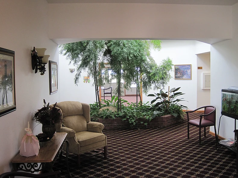 Image of Eagle Springs Retirement (8)