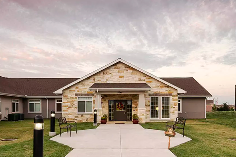 Image of Oxford Glen Memory Care at Carrollton (1)