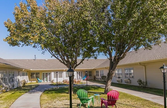 Image of Chisholm Court (3)