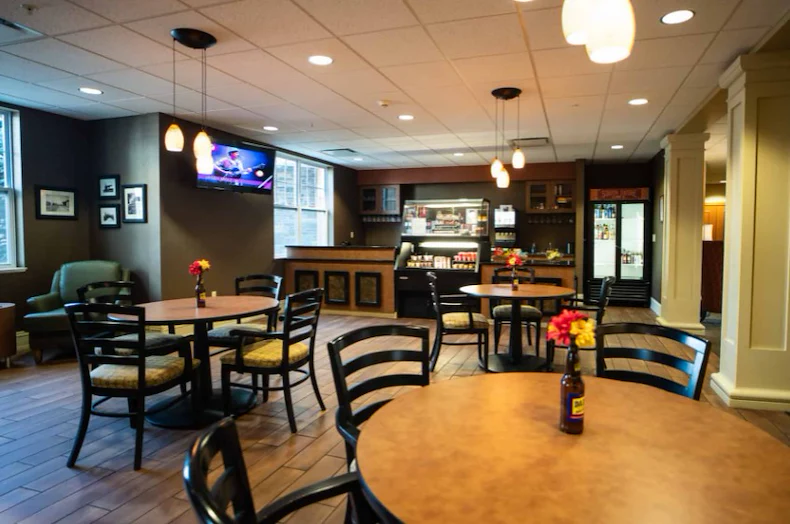 Image of Residences at Deer Creek (6)