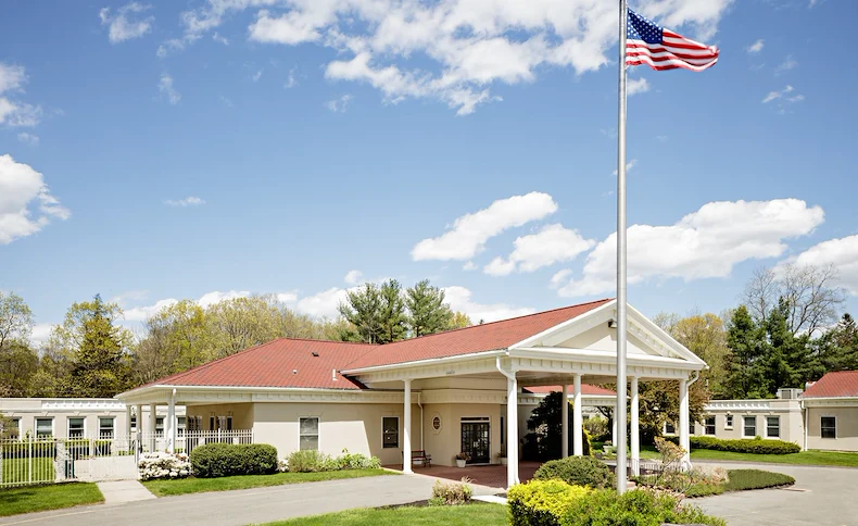 Image of Autumn Lake Healthcare At Bucks Hill (1)