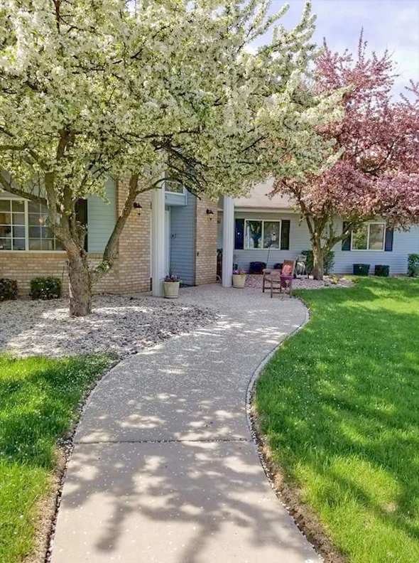 Image of Dimensions Living Clinton (2)