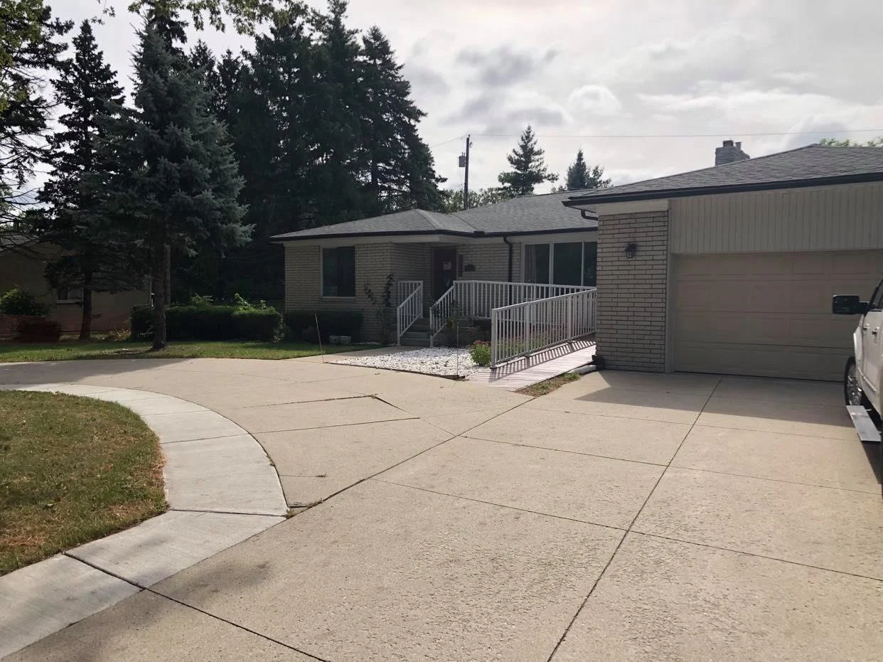 Image of Genesis Senior Living - 13 Mile Warren (2)