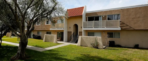 Image of River Rock Apts (1)