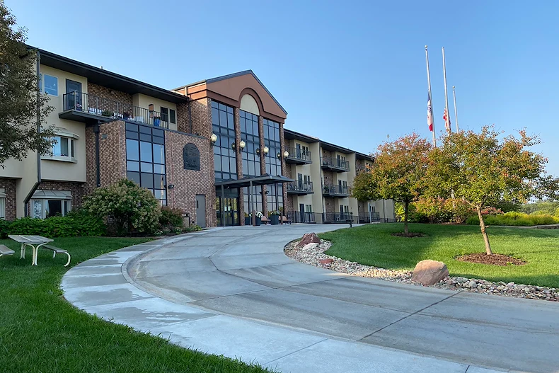 Image of Chapters Living of Council Bluffs Senior Living (1)