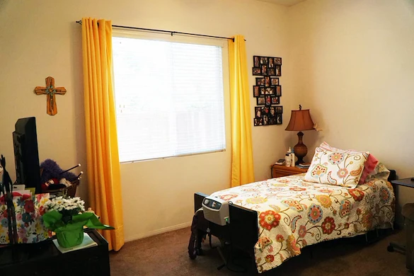 Image of Temple Gardens (2)